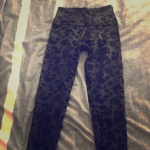Onzie Black Velvet Paisley Legging